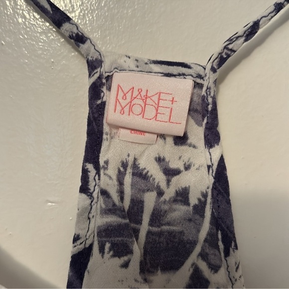 Make + Model tank - Picture 2 of 7